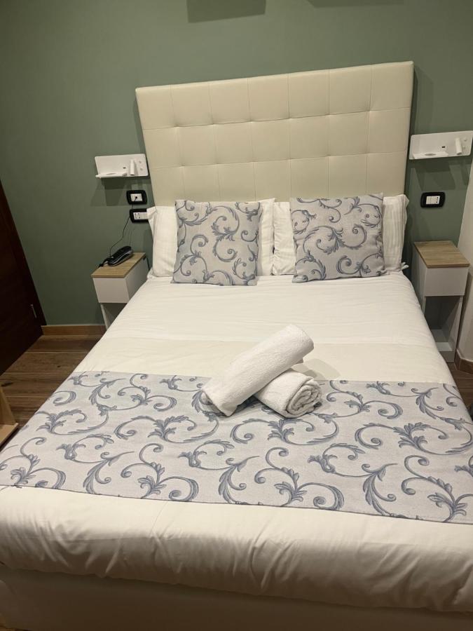 Hotel Veronese Genova Kültér fotó