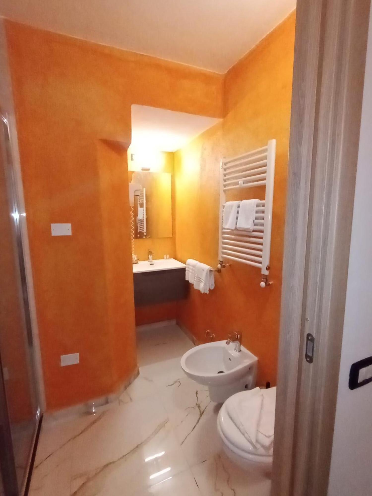 Hotel Veronese Genova Kültér fotó