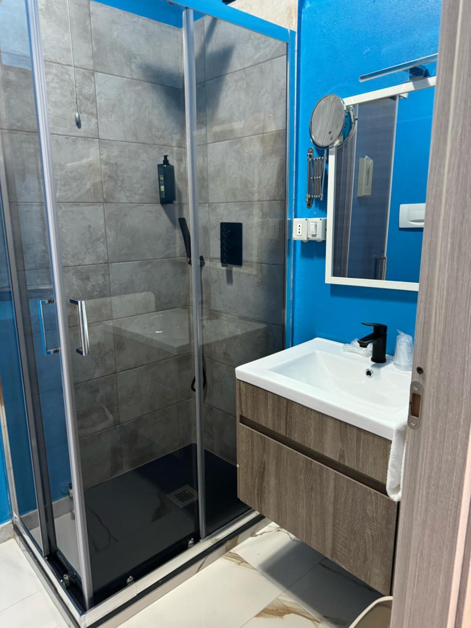 Hotel Veronese Genova Kültér fotó
