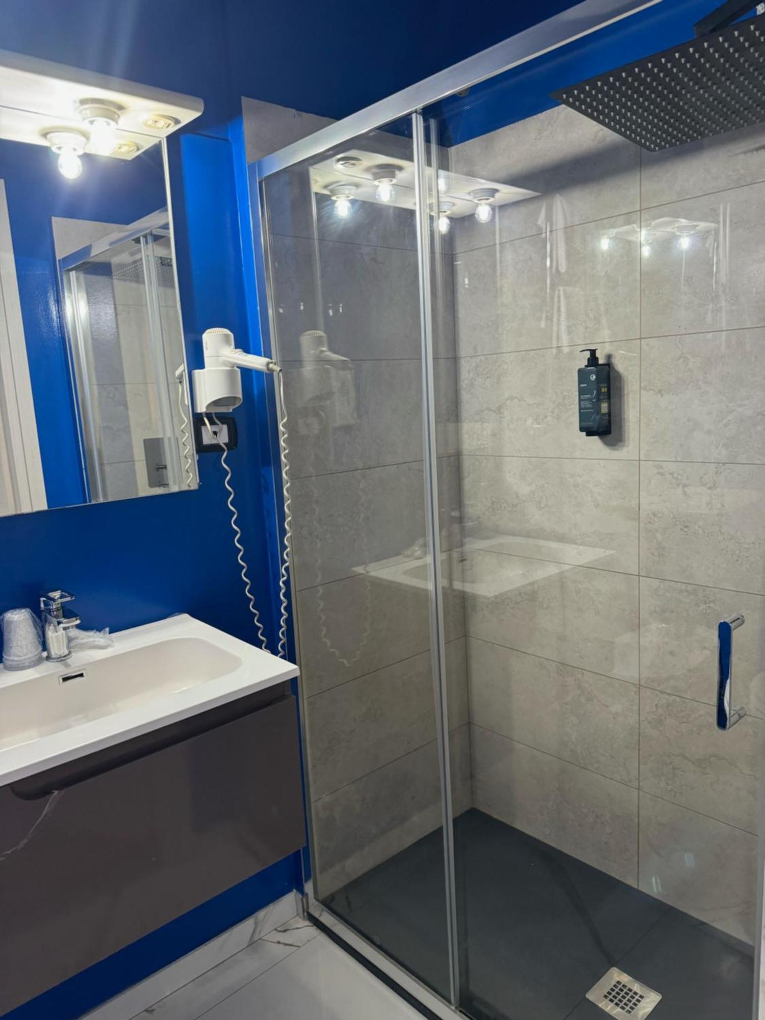 Hotel Veronese Genova Kültér fotó