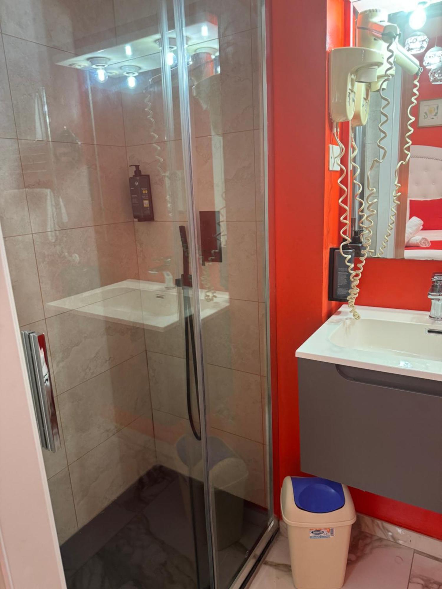 Hotel Veronese Genova Kültér fotó