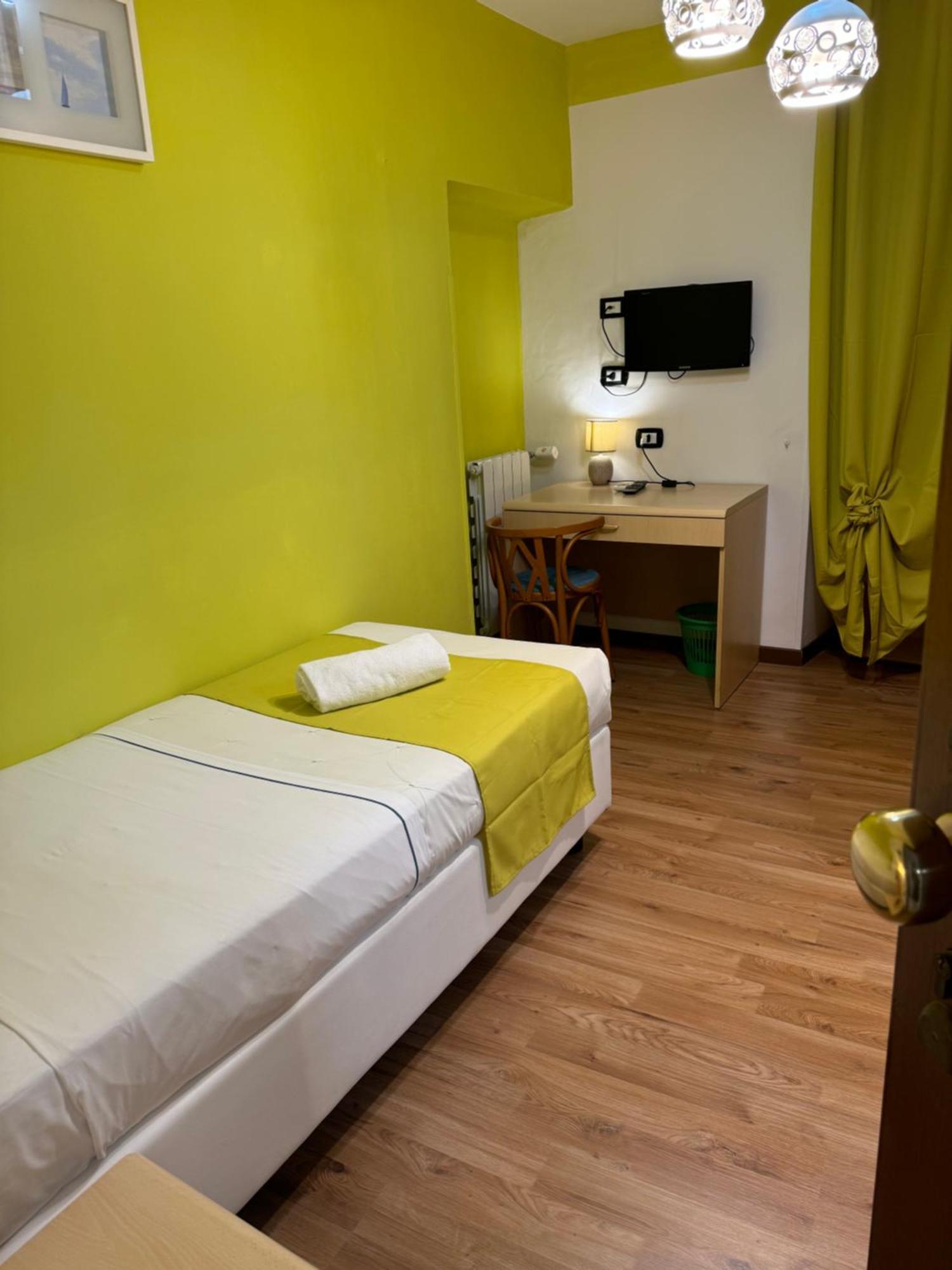 Hotel Veronese Genova Kültér fotó